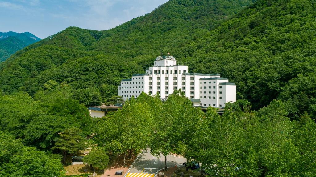 Rest at Kensington Hotel Seorak