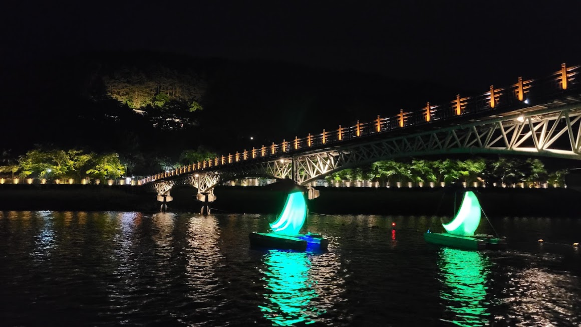Andar de Moonboat em Gaemoknaru (Andong)